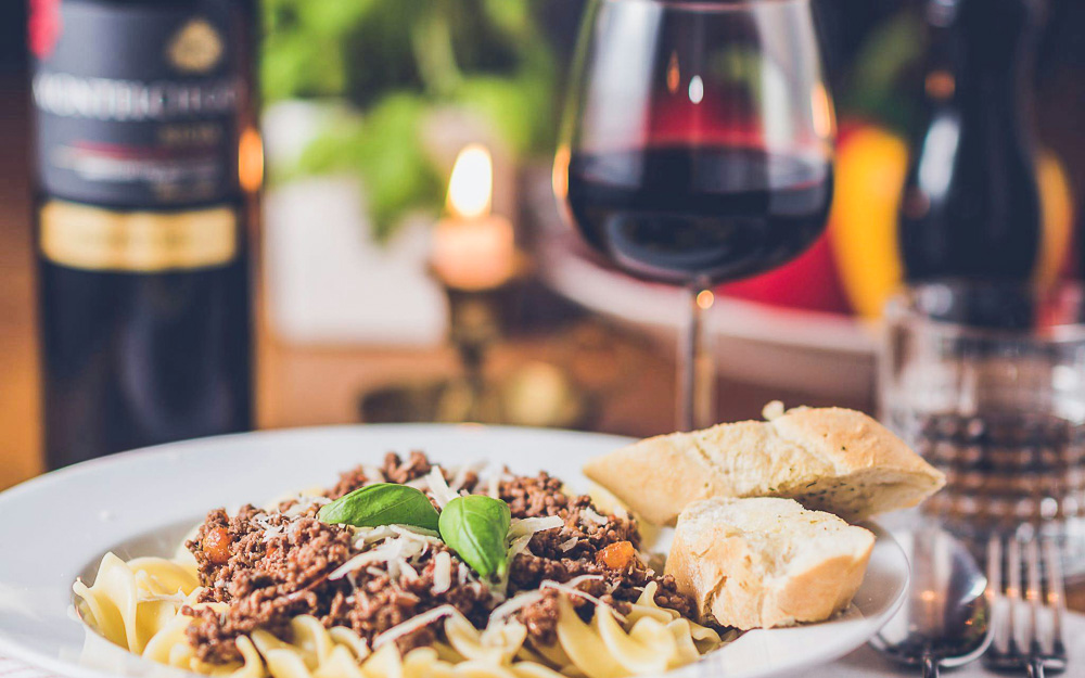 A Beginner’s Guide How To: Pairing Food And Wine